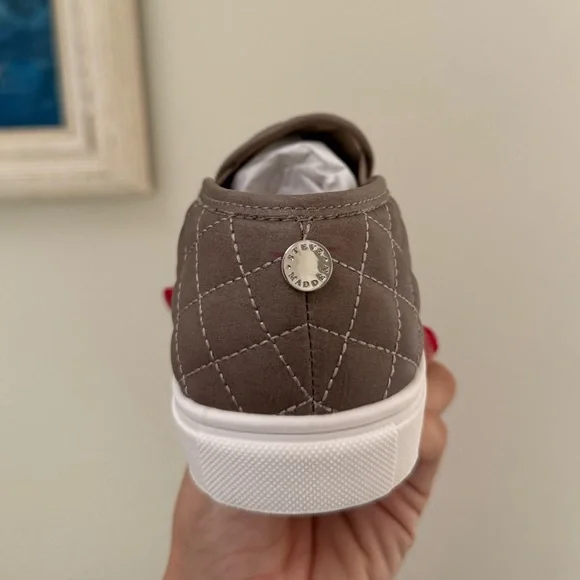 Steve Madden Zaander Slip-On Sneakers in Gray - Picture 4 of 6